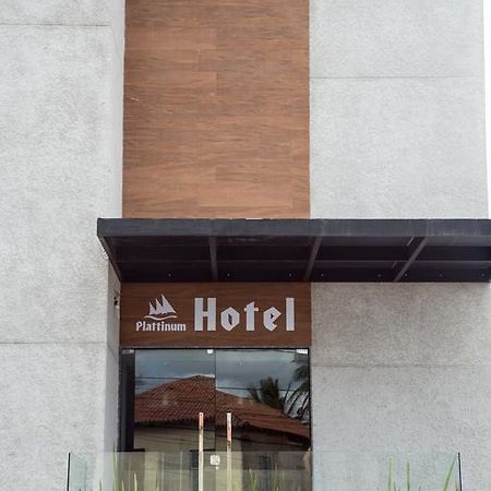 Plattinum Hotel Lauro de Freitas Buitenkant foto